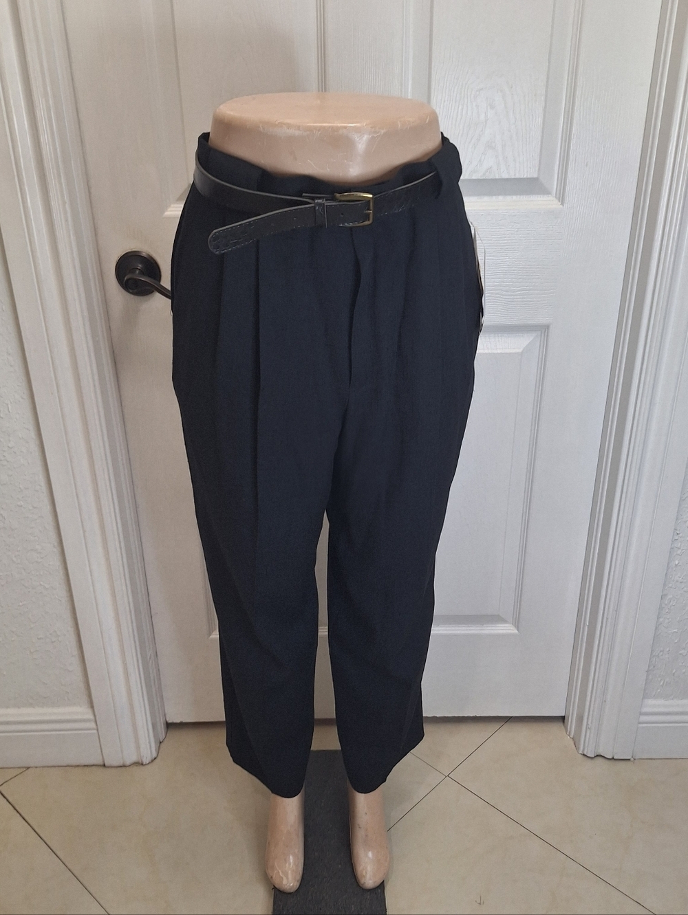 NWT Pleated Black Women's Dress Pants with Belt